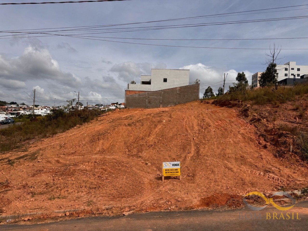 Terreno de 300m² no Parque Leste, Lavras